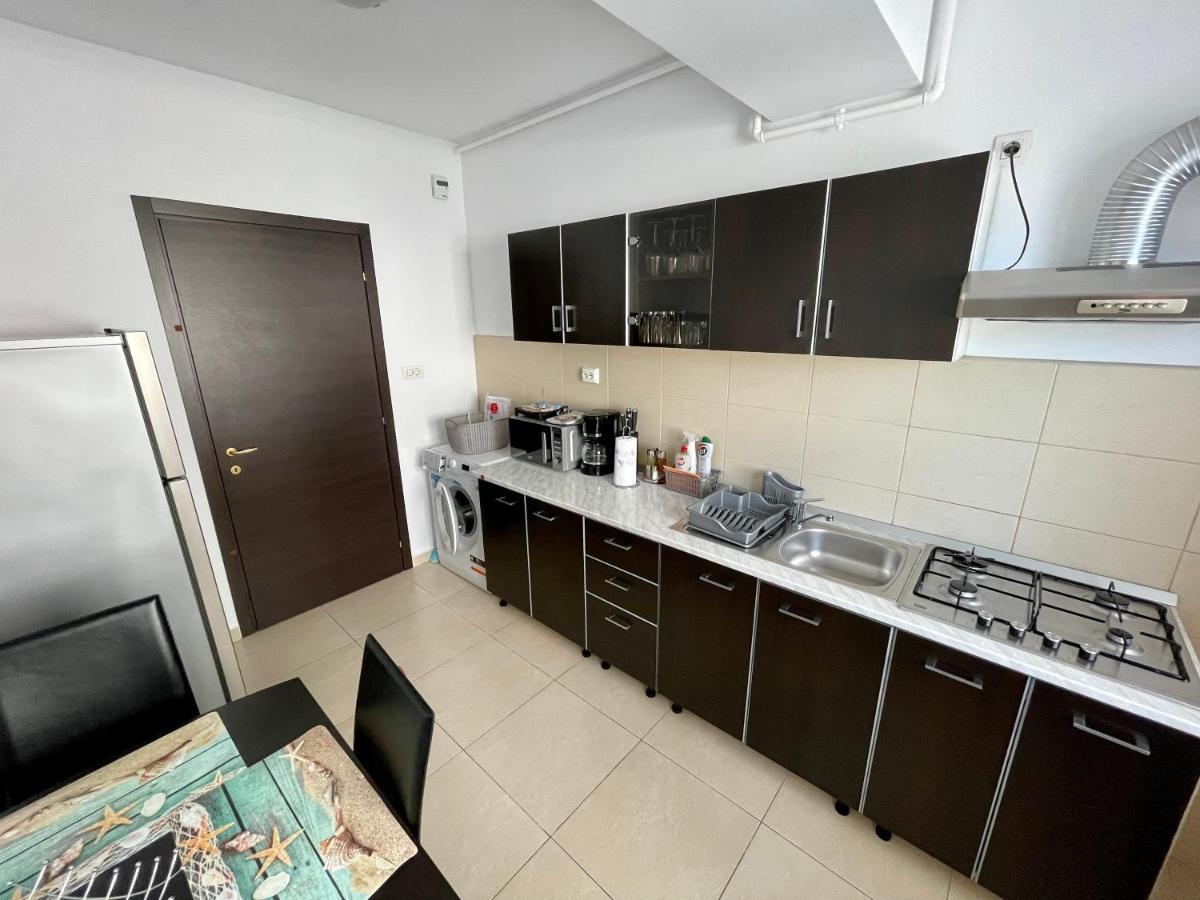 Alcomar Apartment - Summerland Mamaia Exteriör bild